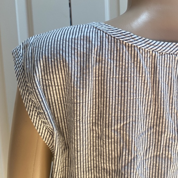 NWT Caslon Womens L Striped Sleeves Blouse. Ruffles. Cute neckline. Pom poms. - Picture 7 of 12